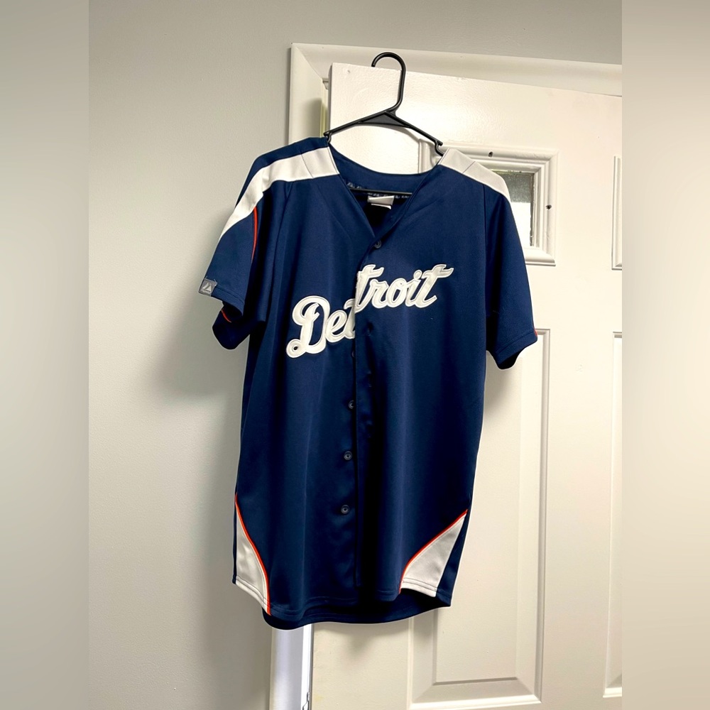 Women’s xl Detroit tigers jersey